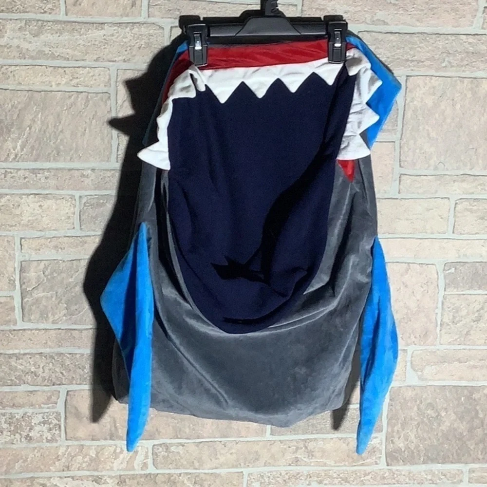 Wonderful Sources - Plush Blanket sleep bag - eaten by shark lol
